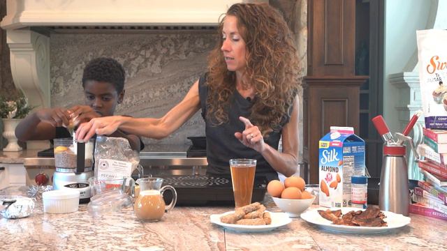 Pecan Pie Pancakes смотреть онлайн