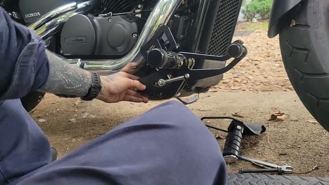 installing 4 inch forward controls 2017 honda shadow phantom смотреть онлайн