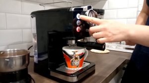Делаю домашний капучино. Обзор рожковой кофеварки Kitfort KT-739