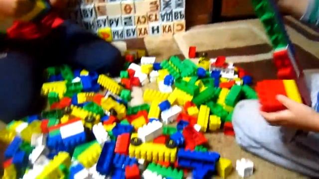 Собираем автоматы-пулемёты из конструктора. Скорая помощь из конструктора.