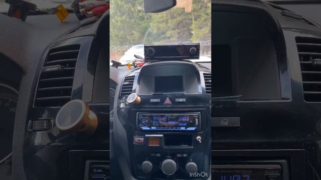 Сравнение магнитол Aura Venom D41-DSP и Pioneer DEX-P99RS смотреть онлайн