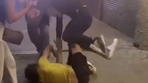 Толпа приезжих избила отдыхающих возле кафе в Анапе за отказ девушки знакомиться