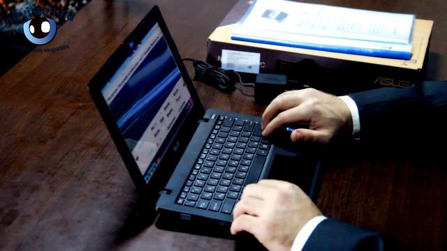 Обзор говорящего нетбука Asus смотреть онлайн
