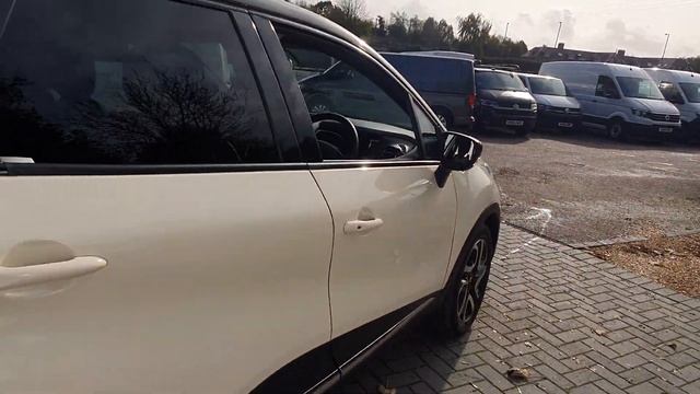 Renault Captur 1.2 TCe ENERGY Dynamique S Nav SUV 5dr Petrol Auto Euro 6 (s/s) (120 ps) смотреть онлайн