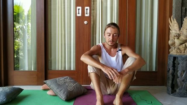 Правильная Поза для Медитации смотреть онлайн