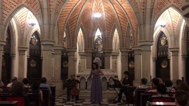 Ave Maria - Caccini / Catedral da Sé смотреть онлайн