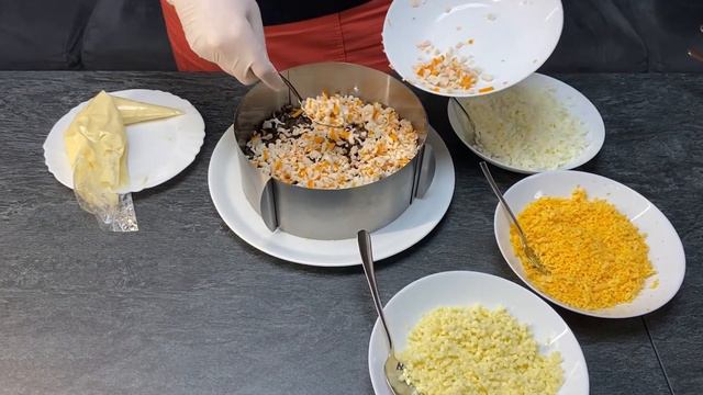 Новогодний салат смотреть онлайн