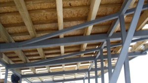 Каркасный дом из стали и дерева