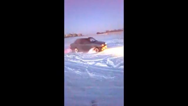 Зимние покатушки 99 прёт по снегу смотреть онлайн