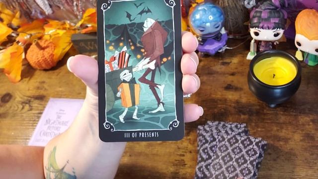 The Nightmare Before Christmas Tarot | Unboxing & Flip Through смотреть онлайн