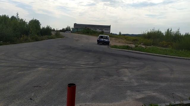 дрифт на боевой волге смотреть онлайн