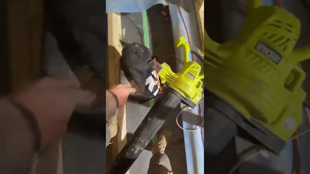 Незаменимый инструмент на стройке? смотреть онлайн