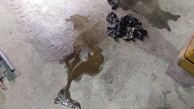 Просверлил стрелу и выпустил воду. смотреть онлайн