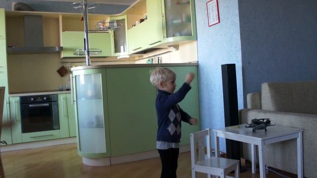 ДЕТИ ЗАЖИГАЮТ// ТАНЦУЙ ТАК, КАК БУДТО НИКТО НЕ ВИДИТ// Cемья Саверченко /Семья Саверченко смотреть онлайн
