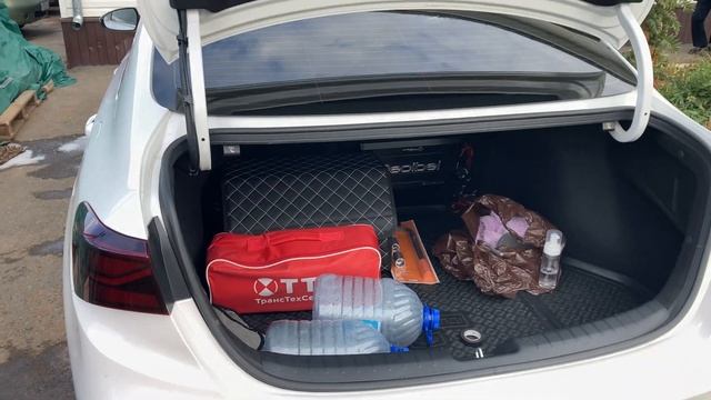 Открытие проклеенной крышки багажника с установленной пружиной смотреть онлайн