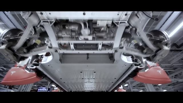 Роботы на фабрике Tesla смотреть онлайн