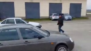 Заезд сходу приора и нексия