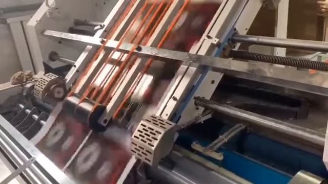 QH-PACK 12000Sheets/h High Speed Carton Flute Laminator Machine/Máquina laminadora de cartón смотреть онлайн