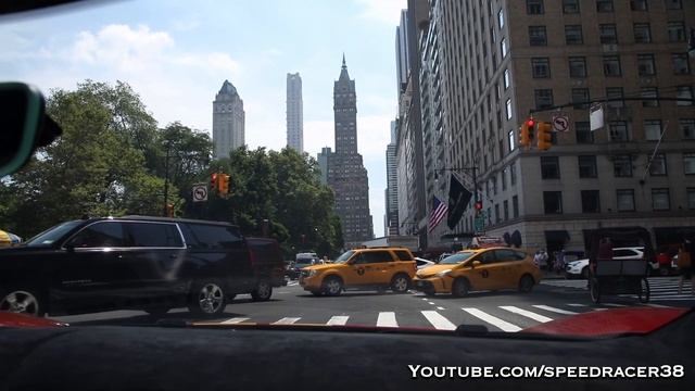 Chaos driving the Ford GT in NYC смотреть онлайн