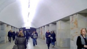 Метро «Китай-город» (две линии: №6 и №7)