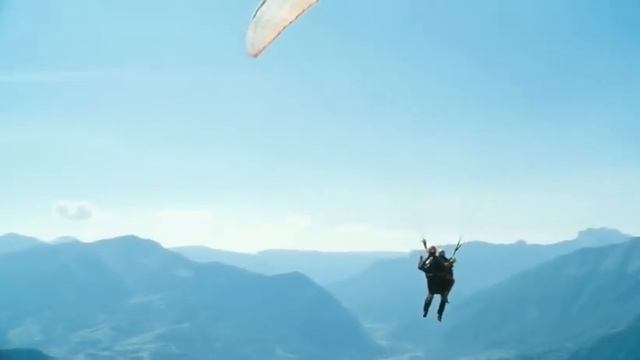 Полет на тандеме(Неприкасаемые) смотреть онлайн