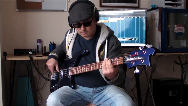 Peg Steely Dan On Rickenbacker 4004 Laredo смотреть онлайн