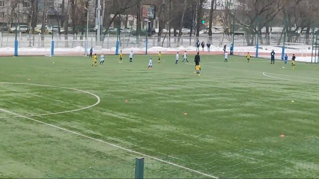 Зимнее Первенство Москвы по футболу. "Зоркий" 2013 - "Крылья Советов-2" 2013 смотреть онлайн