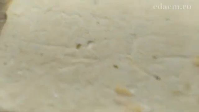 БИСКВИТНЫЙ РУЛЕТ. БИСКВИТНЫЙ РУЛЕТ СО ВЗБИТЫМИ СЛИВКАМИ И БАНАНАМИ. БИСКВИТНЫЙ РУЛЕТ С ФРУКТАМИ