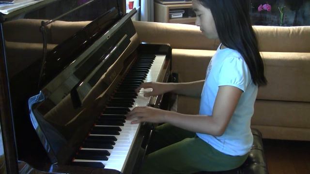 Cora plays Peter's Theme from Peter and the Wolf, www.gregmarlowepiano.com смотреть онлайн