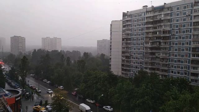 2019.05.30 Москва. Майская гроза на юго-западе смотреть онлайн