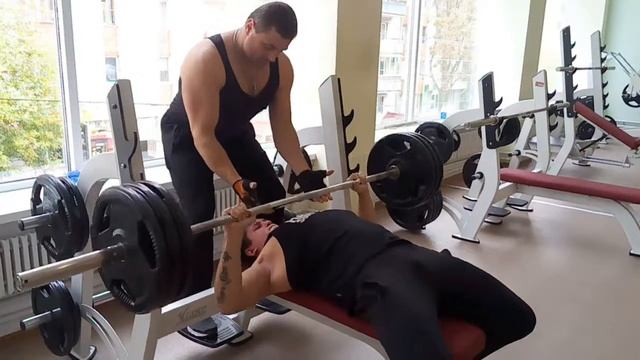 Жим лежа 110 смотреть онлайн