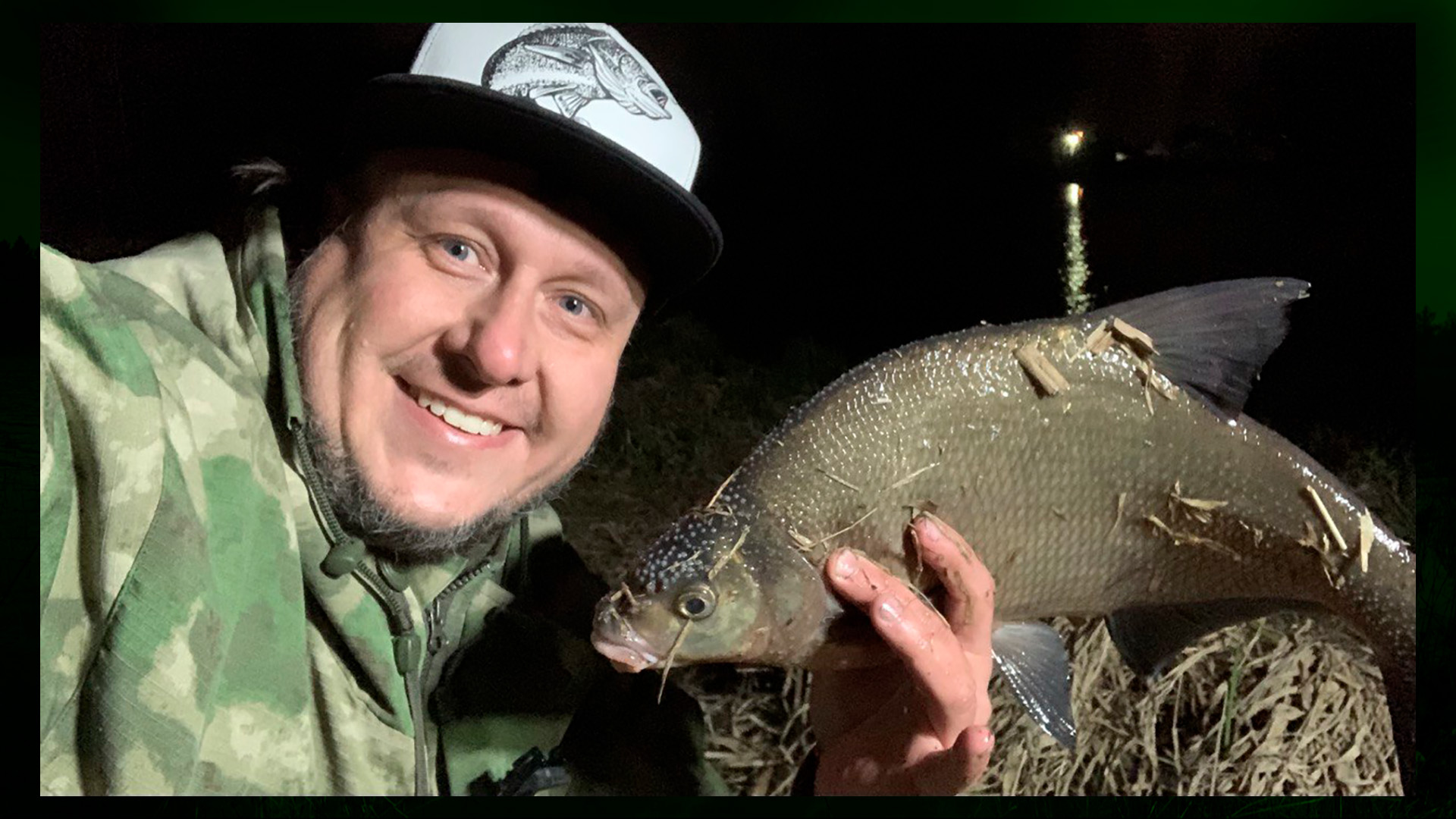 Ночная рыбалка на фидер, Река Клязьма, Ивакино, Химки )) Готовим Бургеры !!