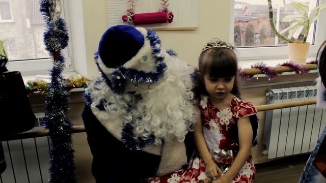 Новогодний праздник в ДЮЦ смотреть онлайн