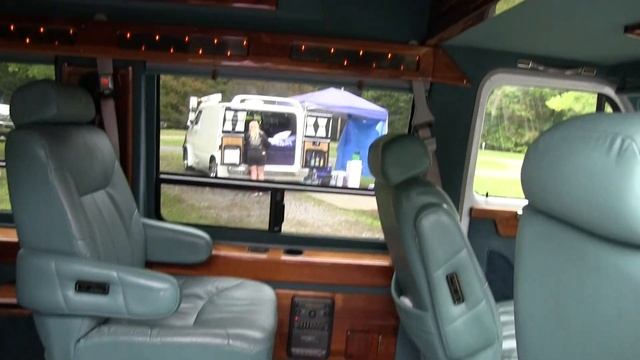 1995 Chevy G20 Conversion Van. "The Quibbler" смотреть онлайн