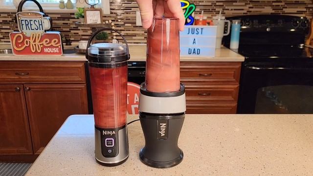 NINJA Blast Cordless vs Ninja Fit Compact Personal Blender with Cord Comparison смотреть онлайн