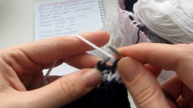 Детская шапка "Полосы". Шапка спицами, без шва. МК смотреть онлайн