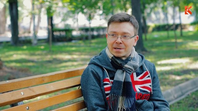 Артём Хегай плетёт украшения из проволоки смотреть онлайн