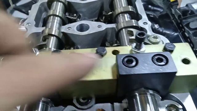 М 274. 2 литра. турбина. установка меток ГРМ. смотреть онлайн