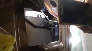 Как снять наружные дверные ручки. Renault Duster (Рено Дастер).