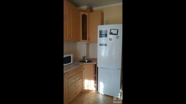 Двухкомнатная квартира на ул.Чистопольская 61б... смотреть онлайн
