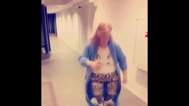 Танцуй тётя Атятя))))) смотреть онлайн