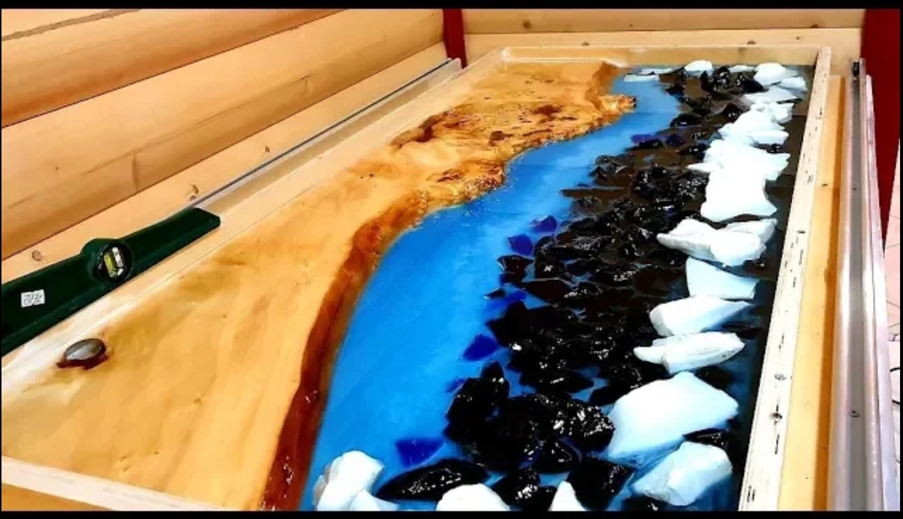 Стол из эпоксидной смолы - с первого раза смотреть онлайн