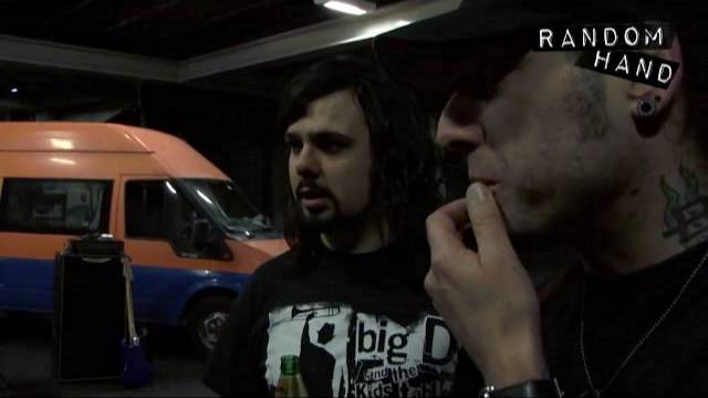 Random Hand - Behind the scenes of 'Bones' смотреть онлайн