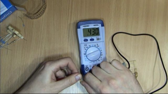 Мультиметр A830L смотреть онлайн