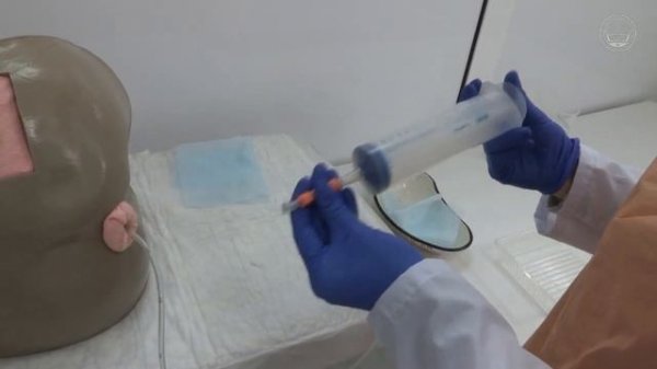 Постановка масляной клизмы