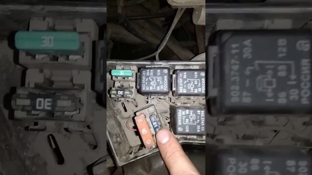 Не включается компресор приора халла причина надо заправить кондюк смотреть онлайн