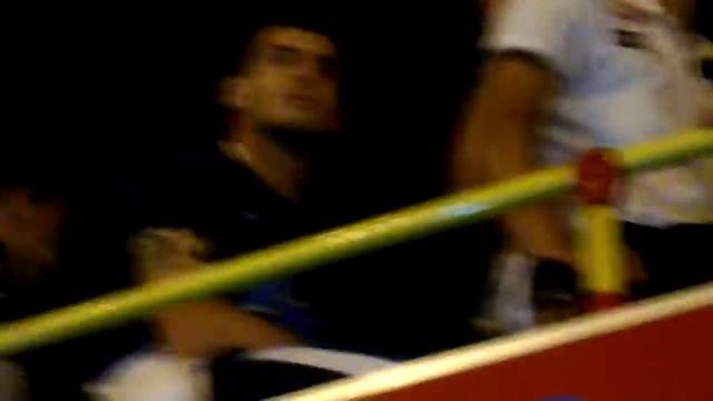 Arrivo pullman azzurri a Piazza Garibaldi 2° Parte.AVI смотреть онлайн