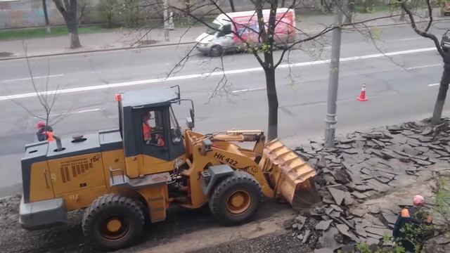 Ремонт дороги на пр.Мира. Киев. смотреть онлайн