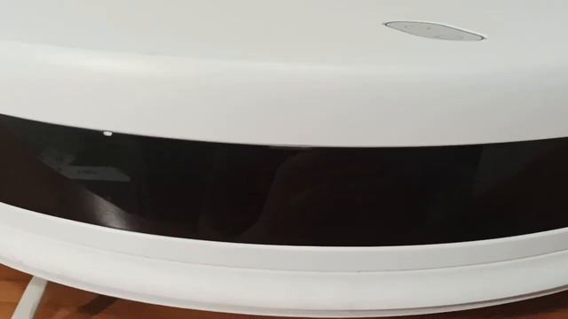 Робот пылесос Xiaomi Mi Robot Vacuum Mop Essential смотреть онлайн