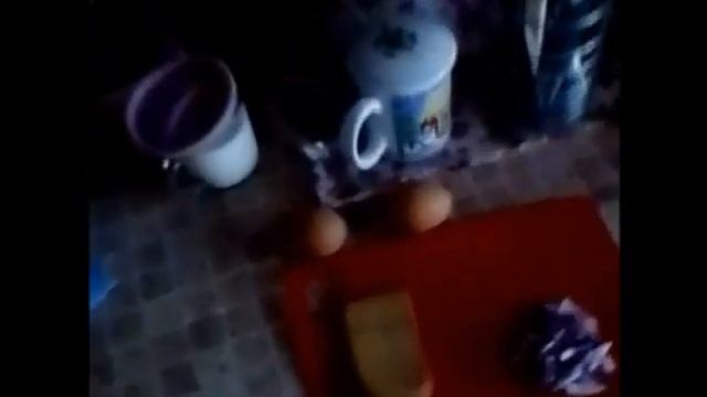 Готовим яичницу со шкварками и луком смотреть онлайн